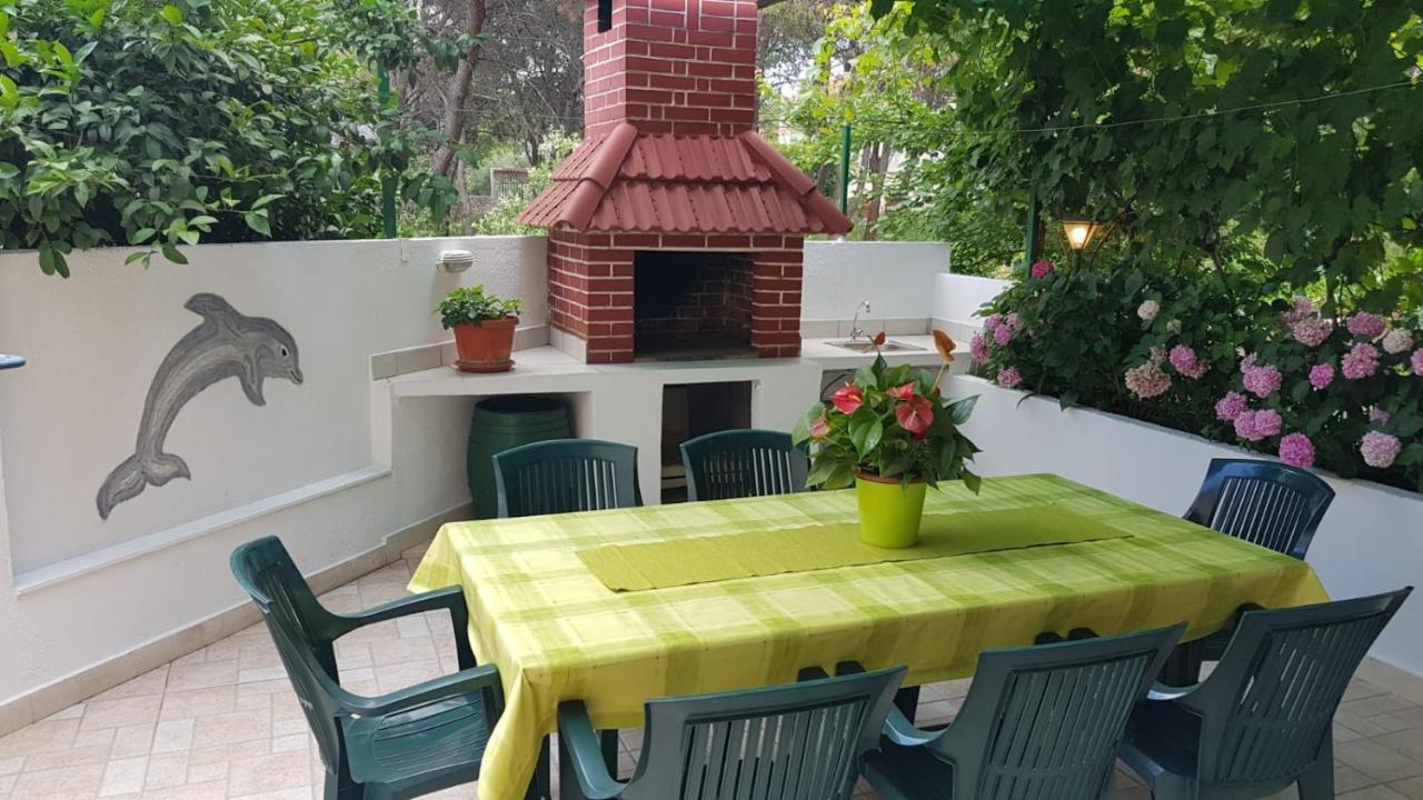House-Apartments Ela -Mirca- Family Holiday Mirce Extérieur photo